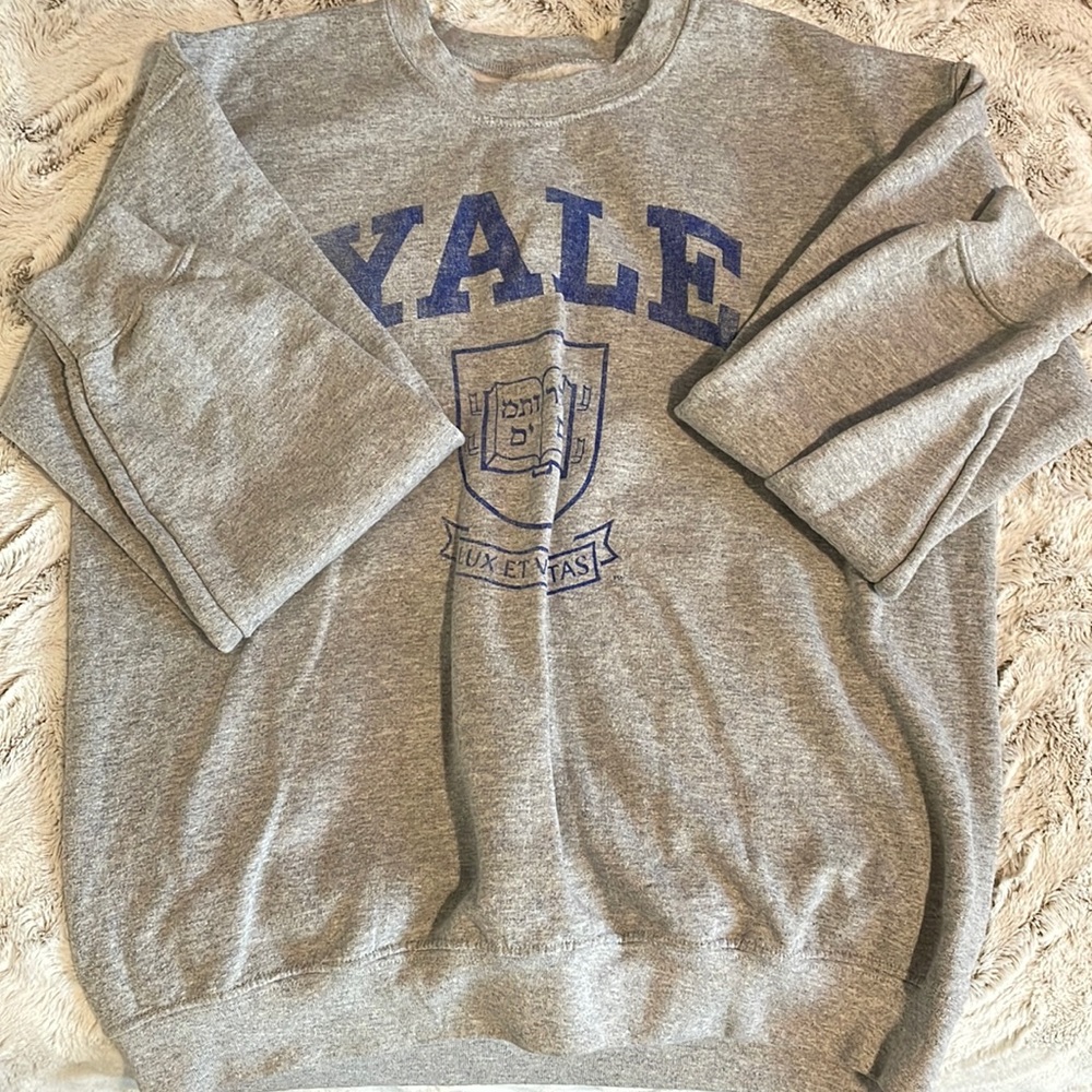 YALE SWEATSHIRT